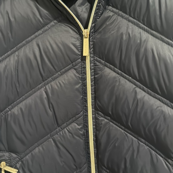 MICHAEL Michael Kors
Chevron Packable Down Coat - Picture 3 of 7